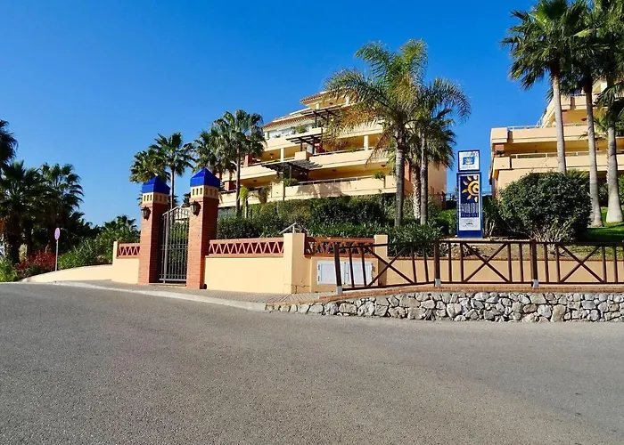 Apartment Malibu Mansion Club La Costa World With Sea View And Hydromassage Bath In Mijas Costa Fuengirola