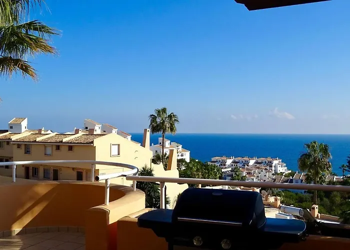 Apartment Malibu Mansion Club La Costa World With Sea View And Hydromassage Bath In Mijas Costa Fuengirola