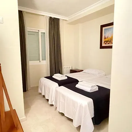 Malibu Mansion Club La Costa World With Sea View And Hydromassage Bath In Mijas Costa فوينخيرولا