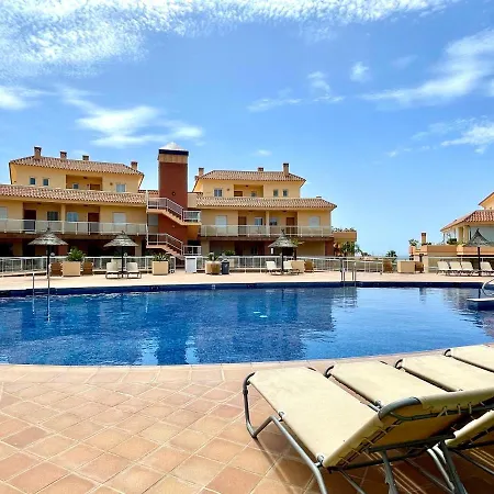 アパート Malibu Mansion Club La Costa World With Sea View And Hydromassage Bath In Mijas Costa フエンヒロラ